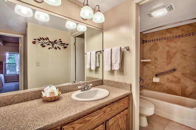South Lake Tahoe Resort - Steps To Beach & Close To Heavenly Exteriör bild